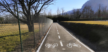 Pista ciclo pedonale Movicentro