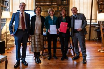 Immagine: Andrea Cassine, Elena Loewenthal, Silvia Marchionini, Vittoria Poggio, Giulio Biino