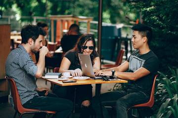 Erasmus+ estate 2023 per i giovani dai 15 ai 25 anni. 