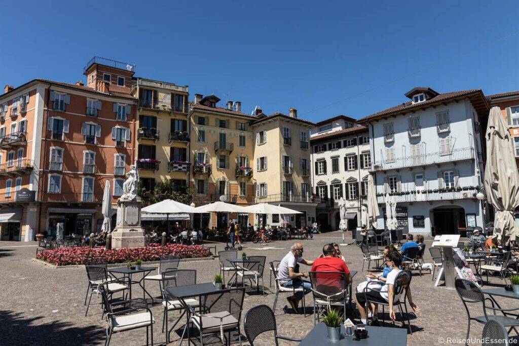 Immagine: piazza Ranzoni