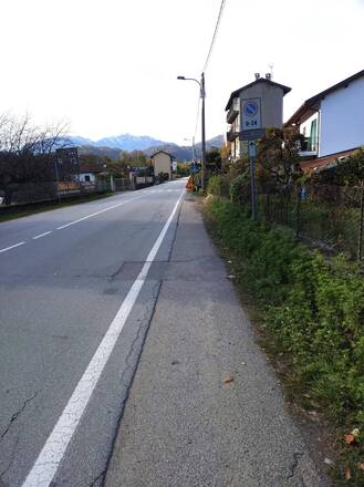 Senso unico alternato in via Per Santino
