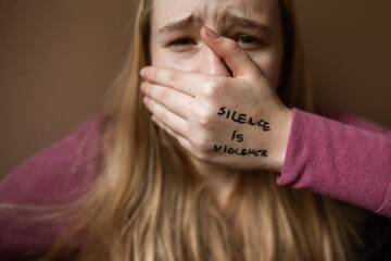 Immagini che lasciano il segno. Mostra contro la violenza sulle donne
